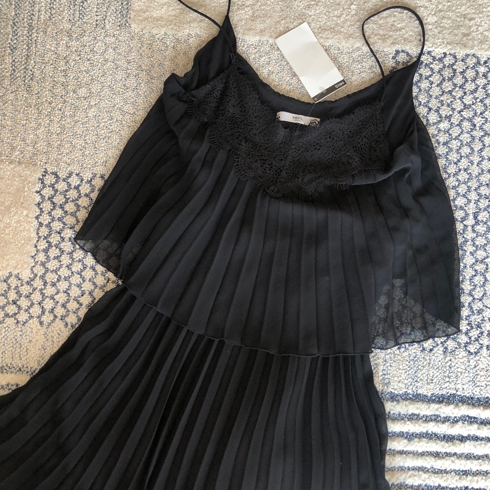 MANGO Black Lace-Accent Pleated Sleeveless Dress, NWT